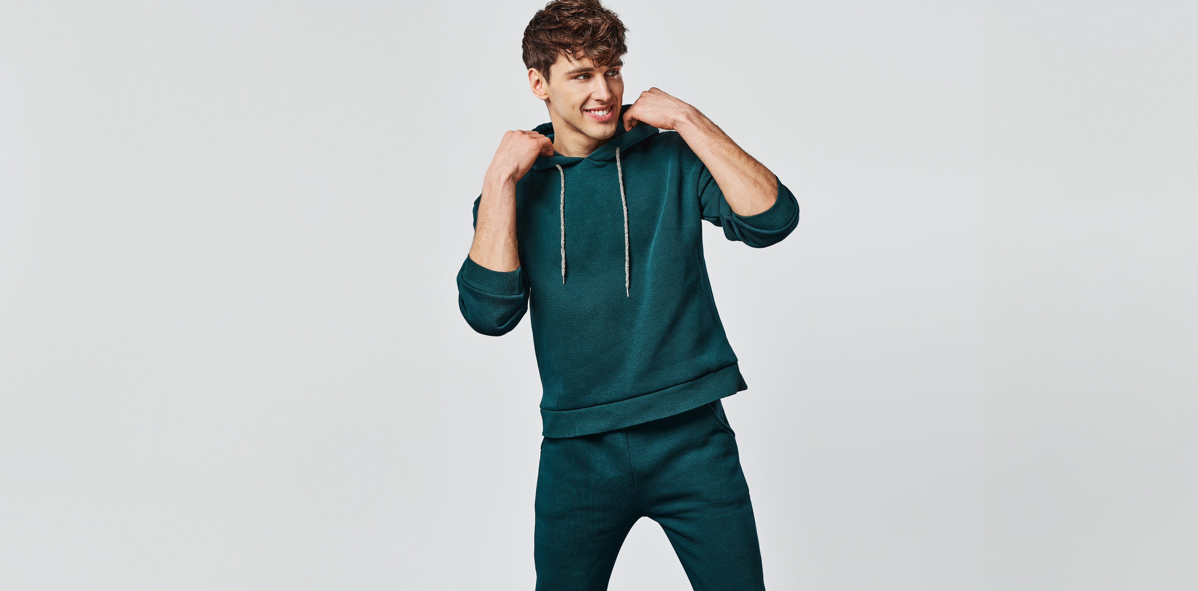 Chamarras y Sudaderas para Hombre